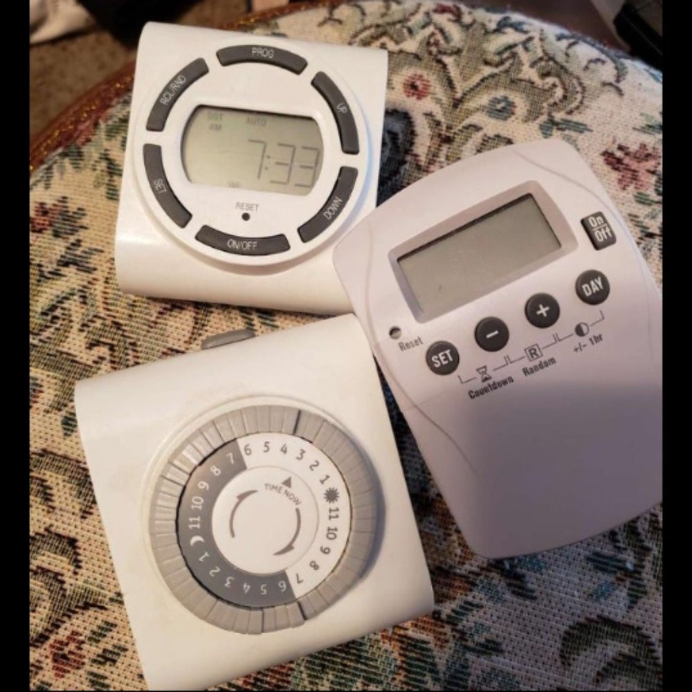 3 Dual Outlet Digital Timers